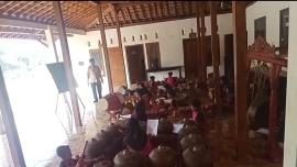 Generasi Muda Lestarikan Budaya Melalui Latihan Karawitan
